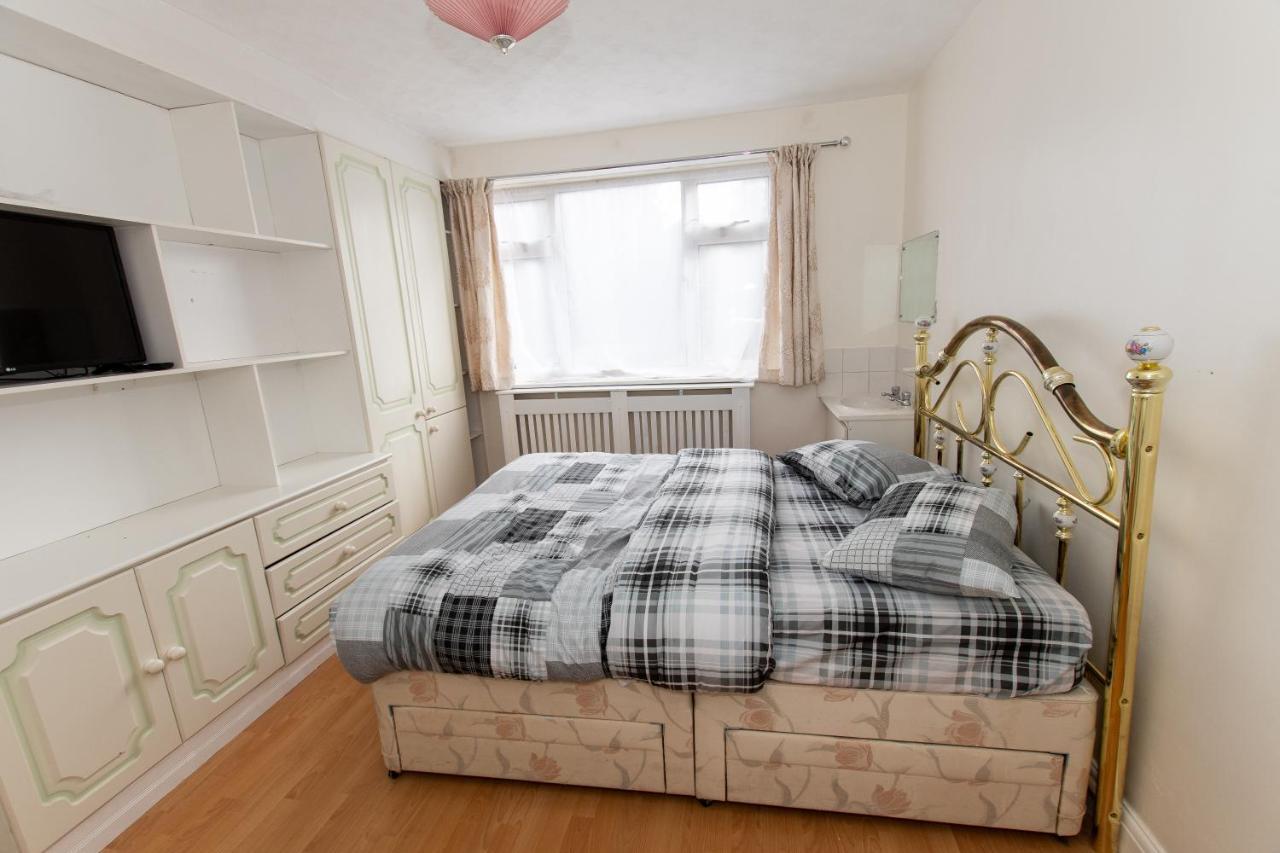 Oak Avenue Home Кройдон Экстерьер фото